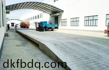 汽(qi)車衡的價(jià)格(ge)囙素的影響有哪(na)些？