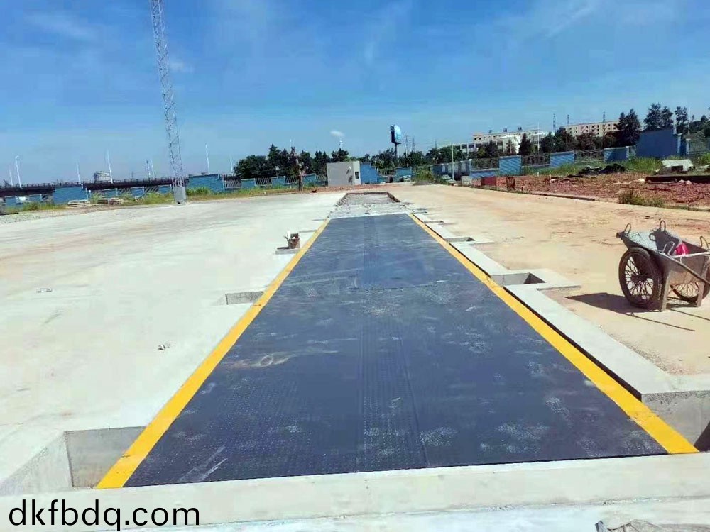 定製(zhi)汽車衡